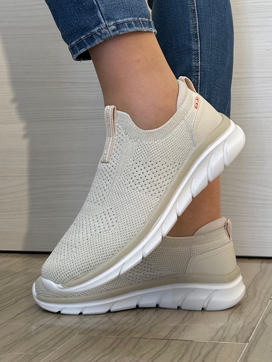 SNEAKER XTI BEIGE A CALZA