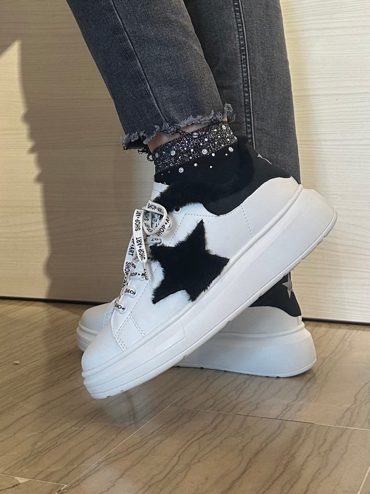 SNEAKER KIM SHOP ART BIANCA E NERA