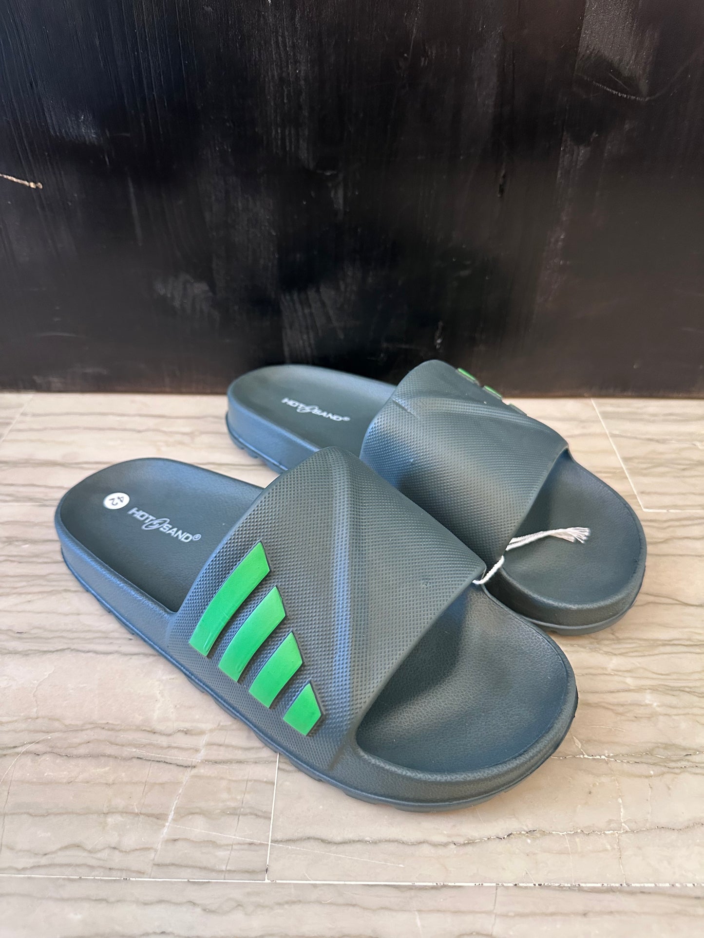 Ciabatta Uomo HOTSAND Verde Militare in Gomma con Fascia e Dettaglio Verde