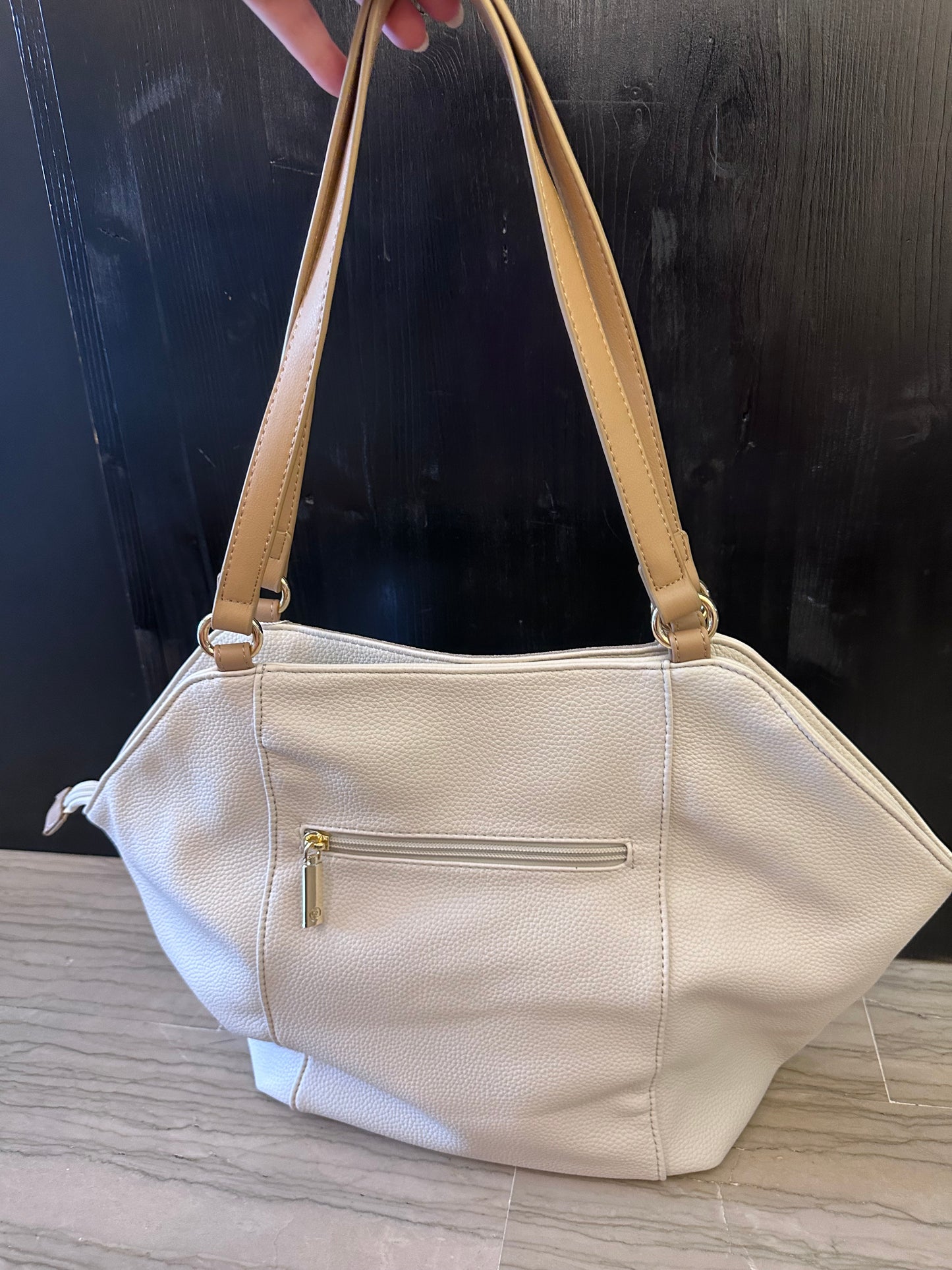 Borsa Donna Carmela in Pelle Beige – Bauletto a Spalla