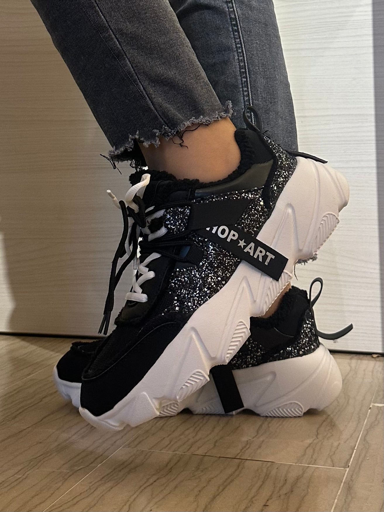 CHUNKY AMY SHOP ART SNEAKER NERA E BIANCA CON STRASS