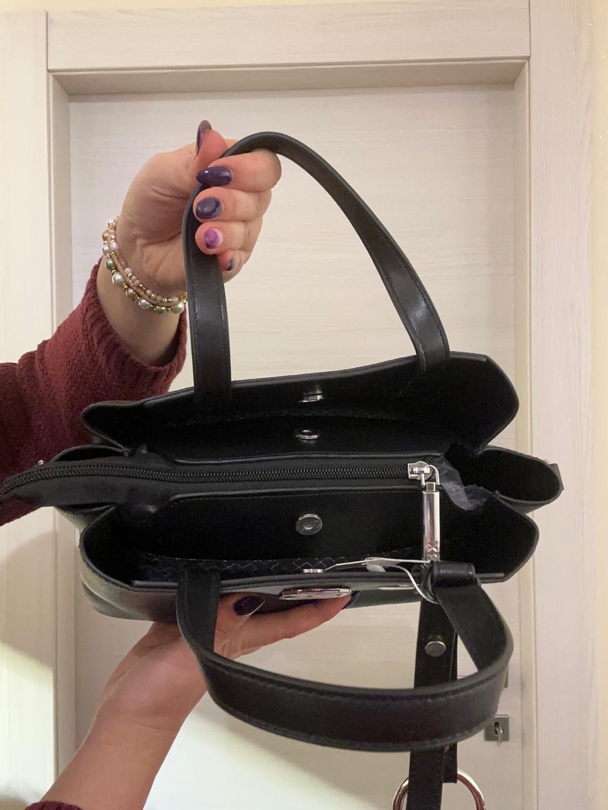 BORSA XTI PICCOLA NERA CON MULTI SCOMPARTI