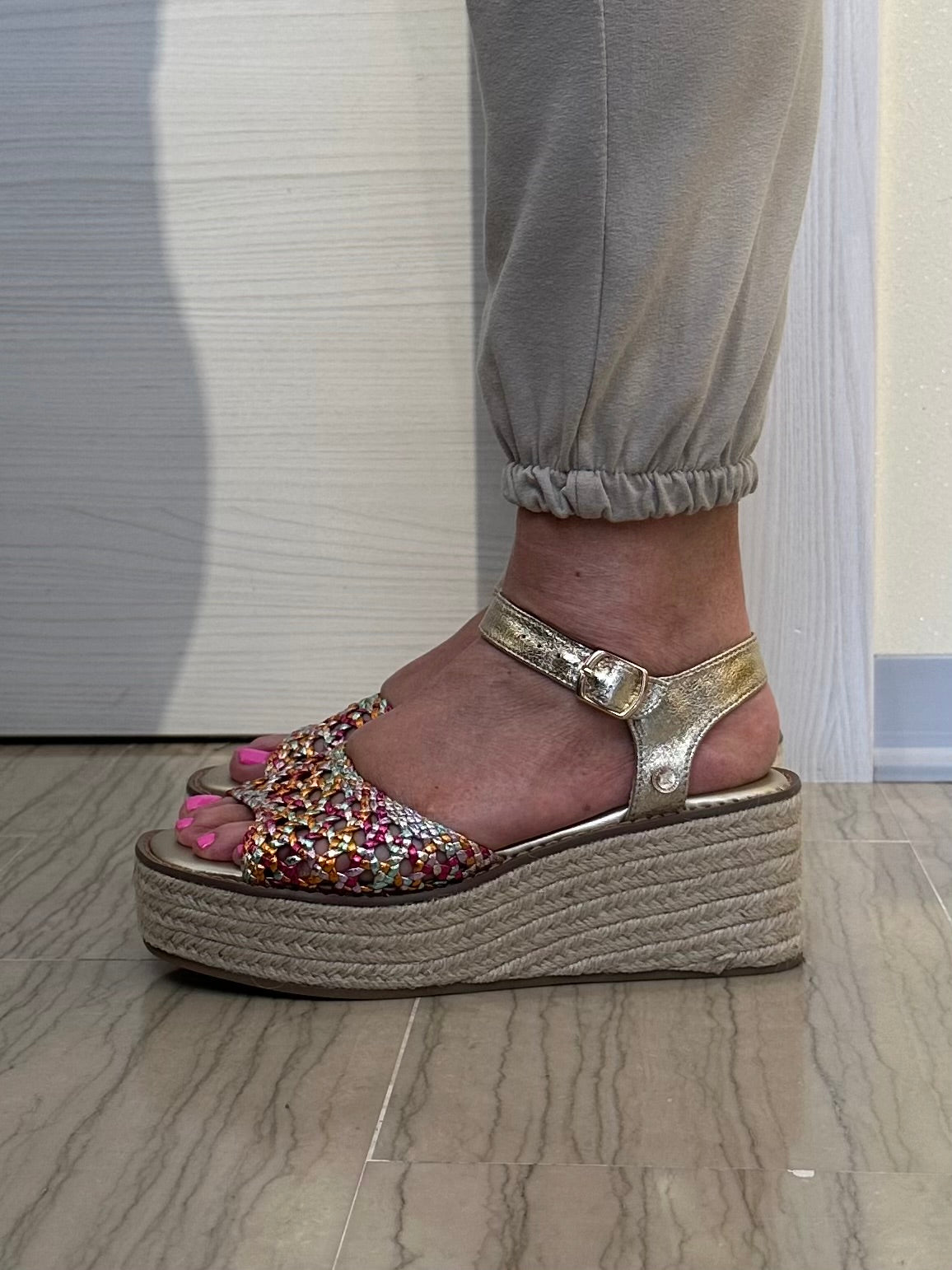SANDALO XTI DONNA ZEPPA MEDIA MULTICOLOR