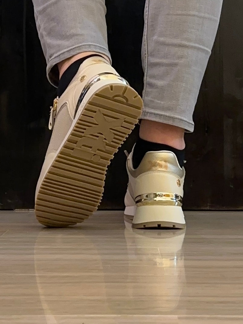 Sneaker Donna Xti Beige Oro con Plantare Memory Estraibile
