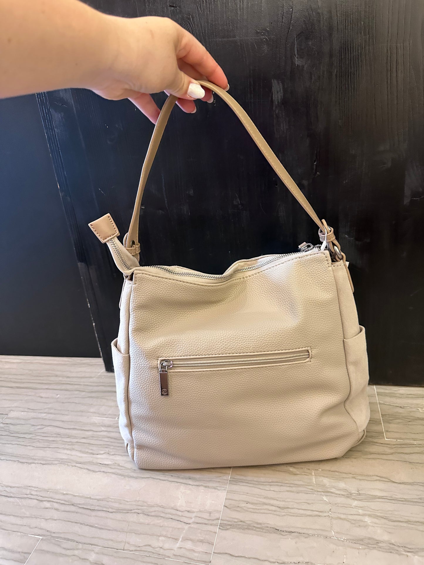 Borsa Donna Carmela in Pelle Beige – A Spalla