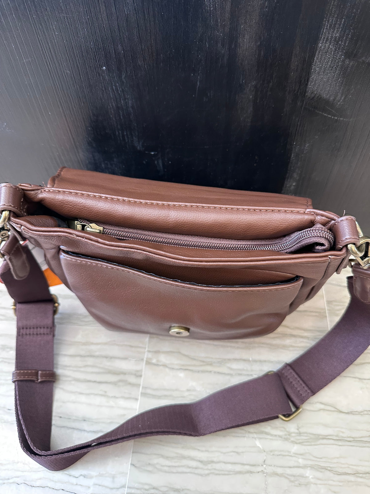 Tracollina Donna Marrone con Borchie Refresh