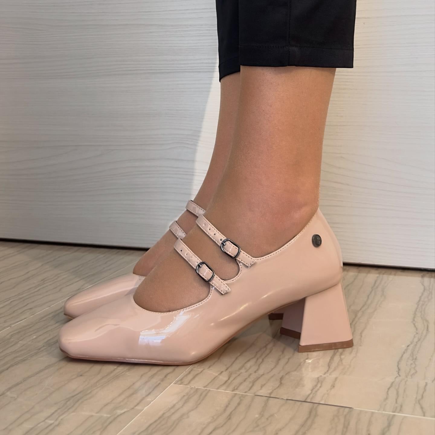 MARY JANE XTI BEIGE LUCIDA