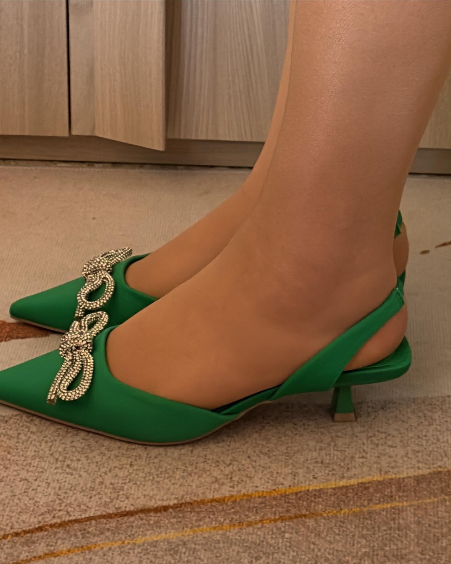 DÉCOLLETÉ VERDE XTI FIOCCO ARGENTO SLINGBACK