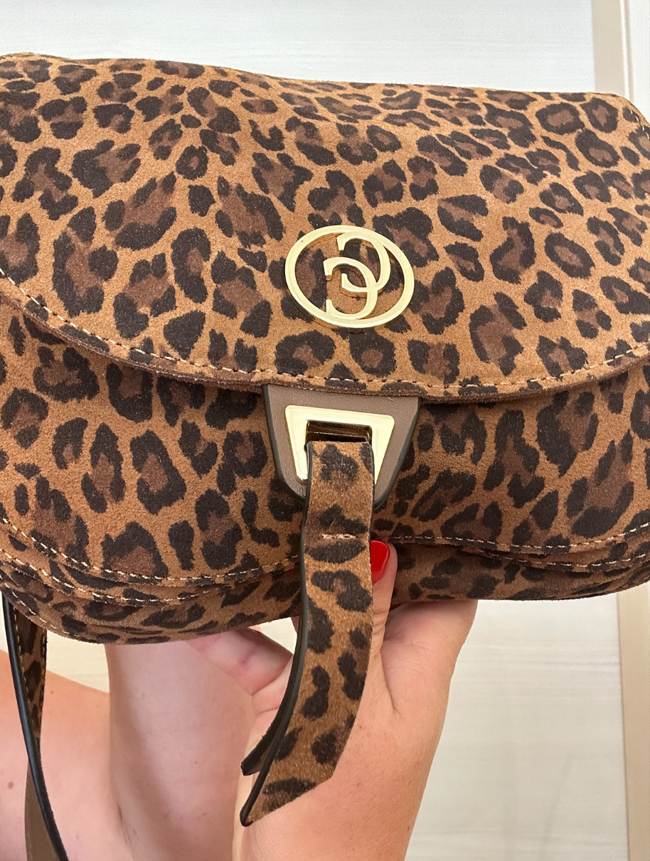 BORSA A TRACOLLA CARMELA IN PELLE LEOPARDATA