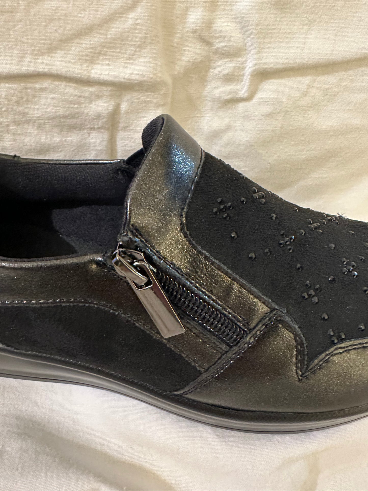 SCARPA DONNA COMODA NERA CON STRASS