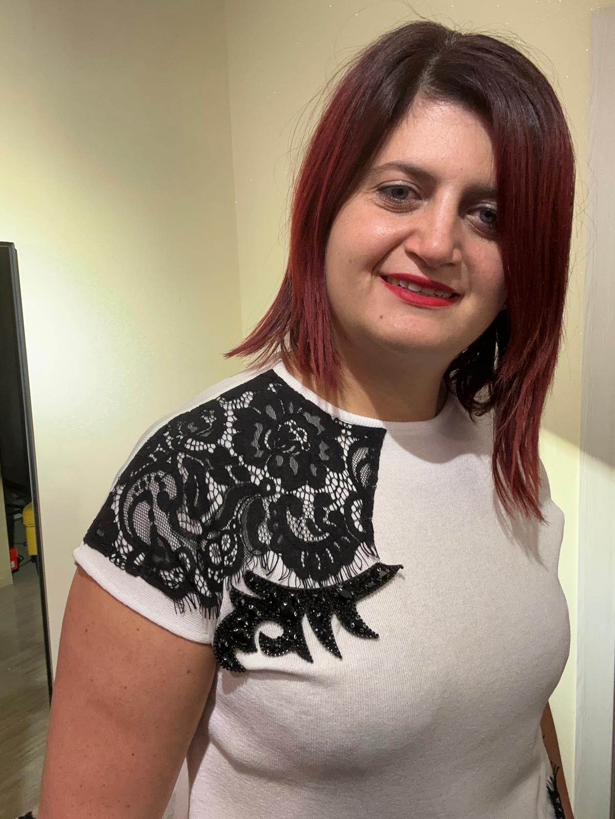 T-SHIRT DONNA BIANCA CON PIZZO NERO A CONTRASTO