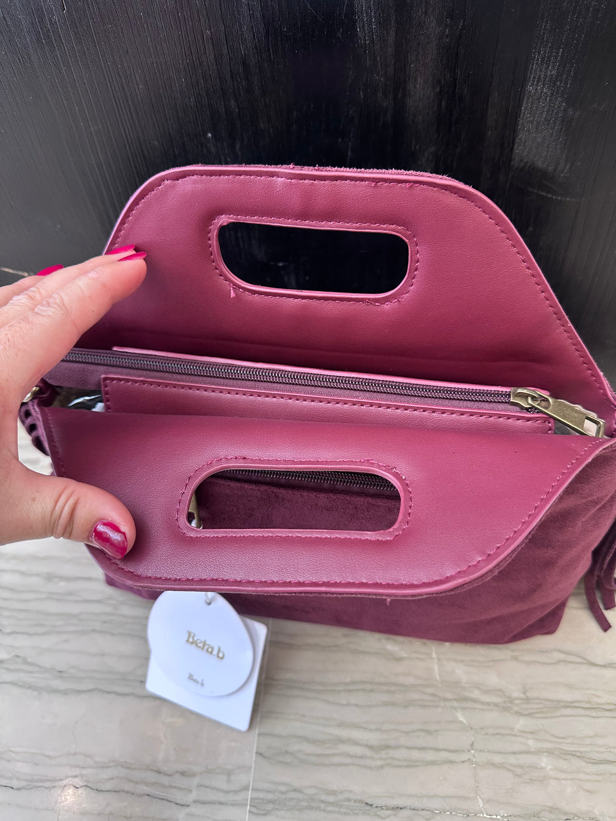 Borsa donna Beta.B in effetto camoscio con frange – Manico a mano