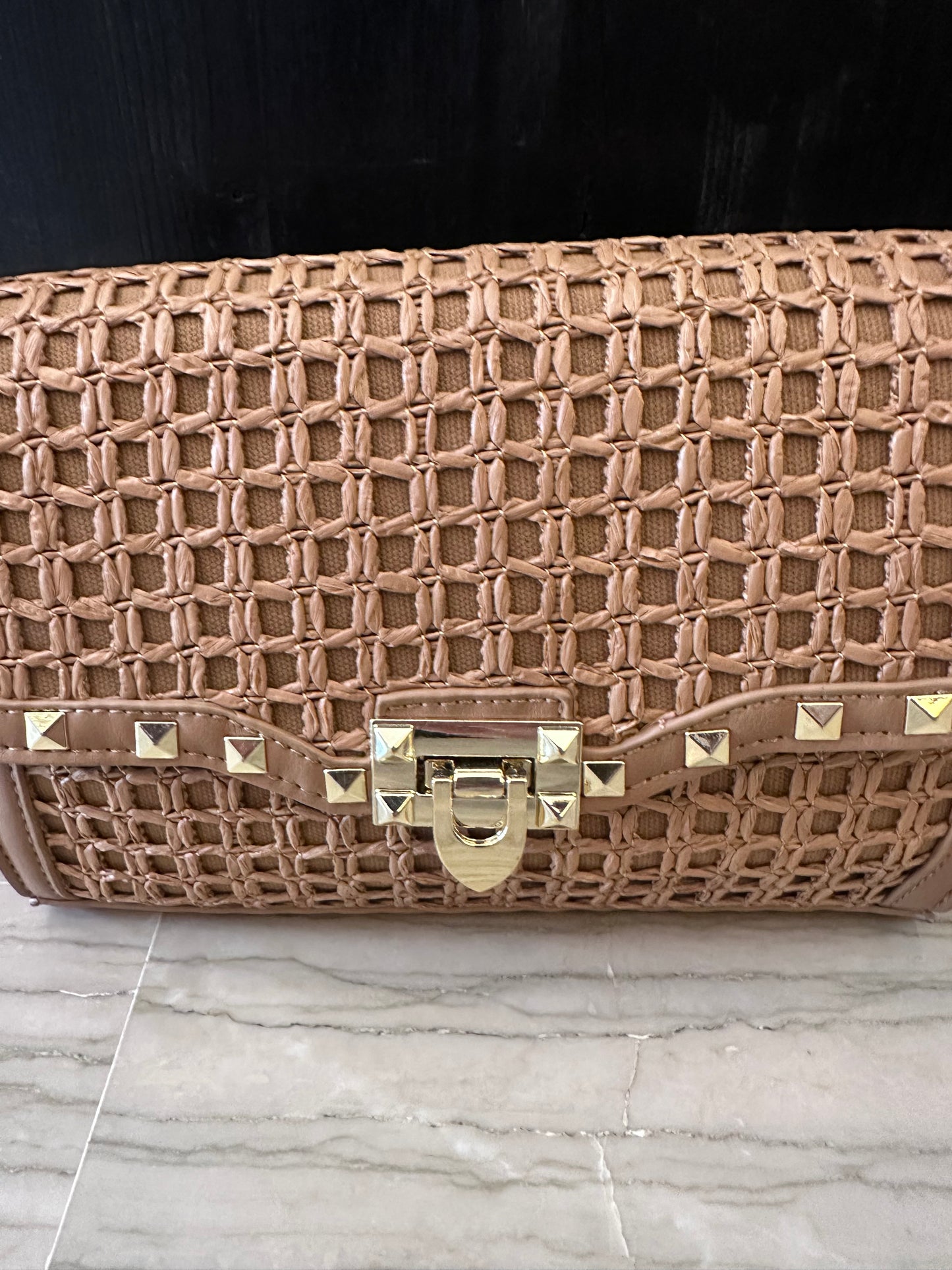 Borsa Xti Tracolla Intrecciata Cuoio con Borchie