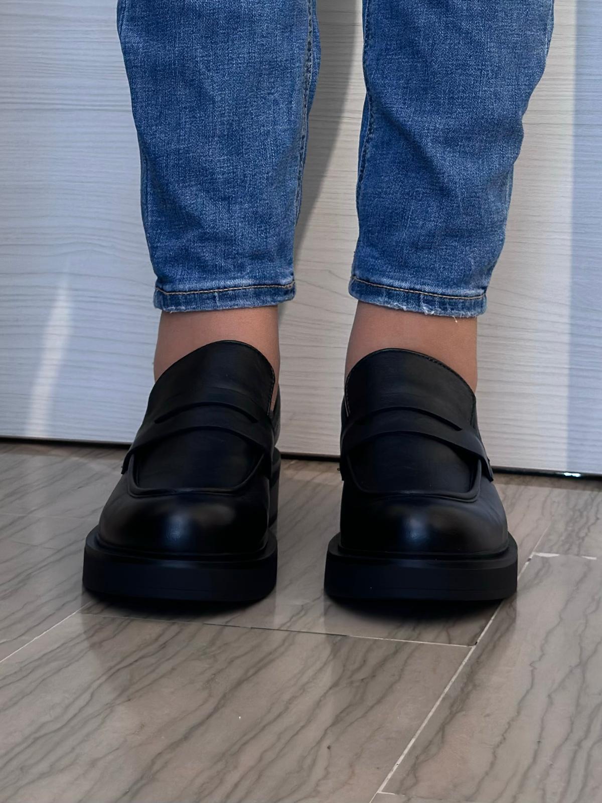 MOCASSINO DONNA CRICHIC NERO BASIC