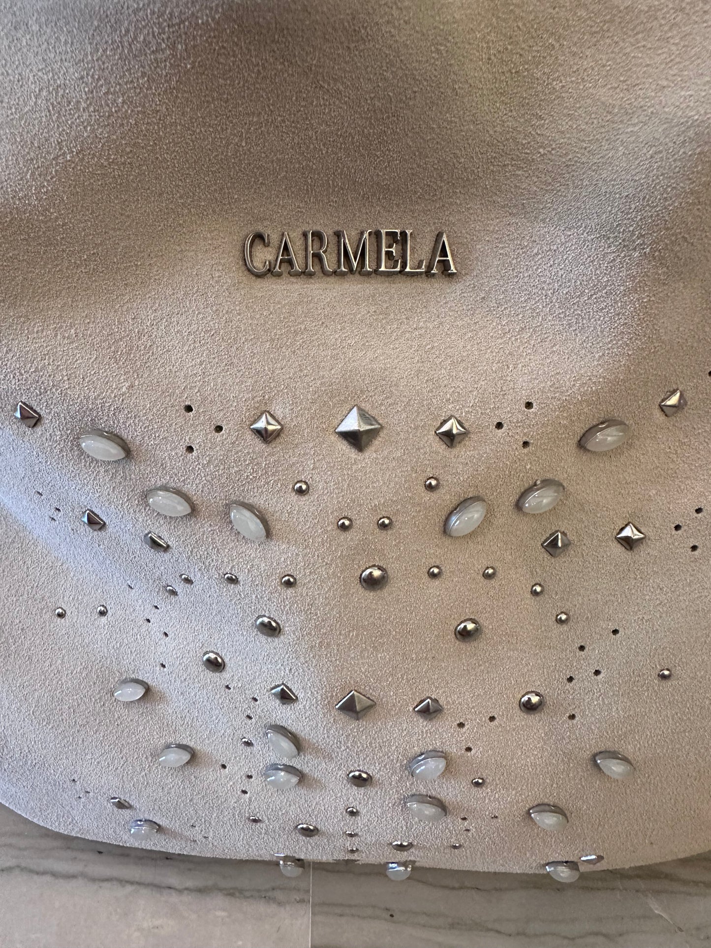 Borsa Donna Carmela in Pelle Beige – A Spalla