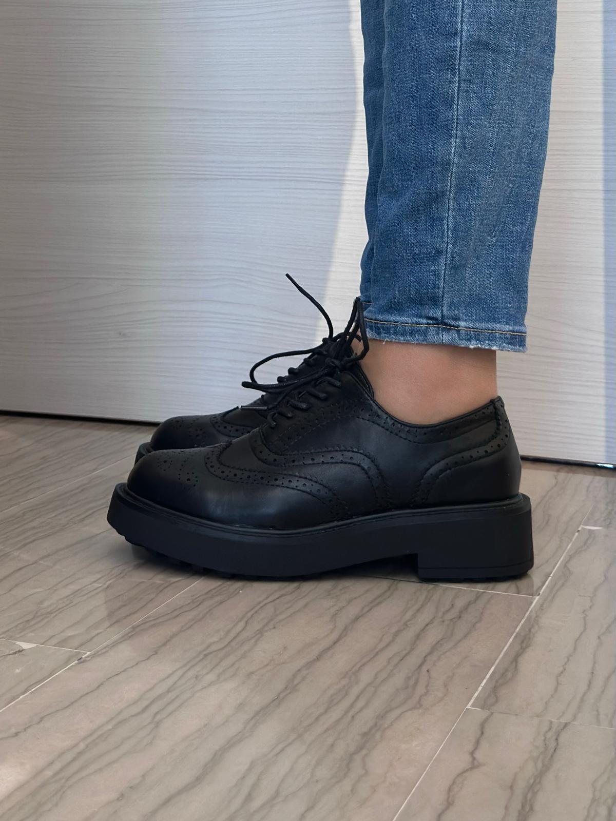 FRANCESINA DONNA CRICHIC NERA