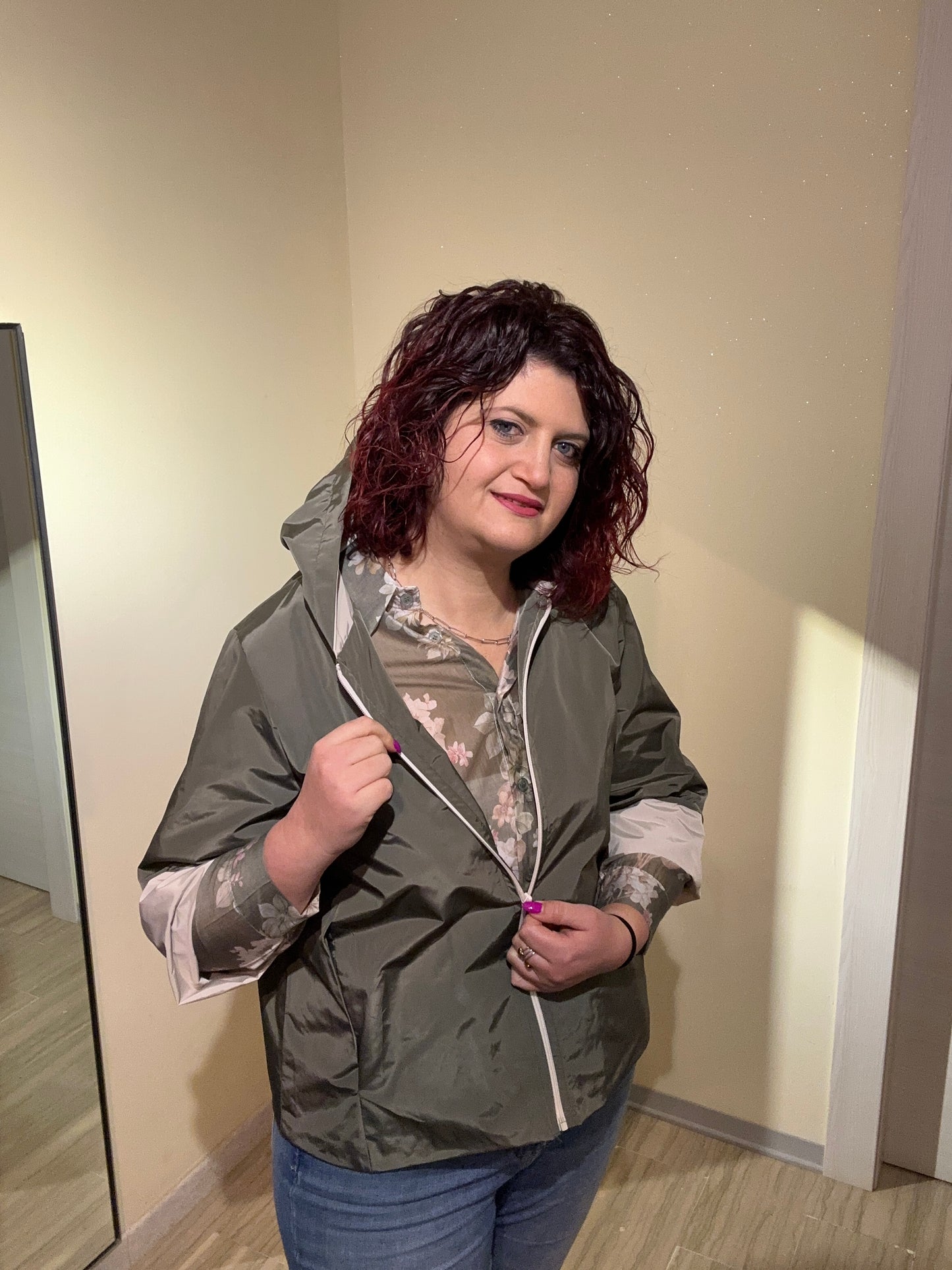 GIUBBINO DONNA VERDE CON DETTAGLI BEIGE