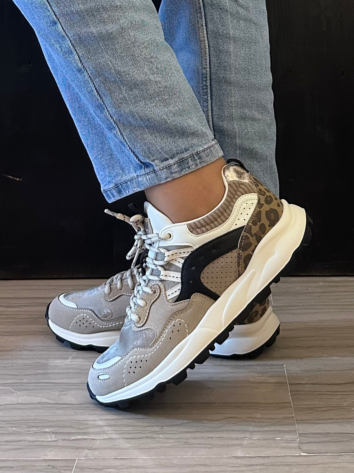 Sneaker Donna Marina Torres Beige con Inserti Animalier – Chunky Sporty Chic
