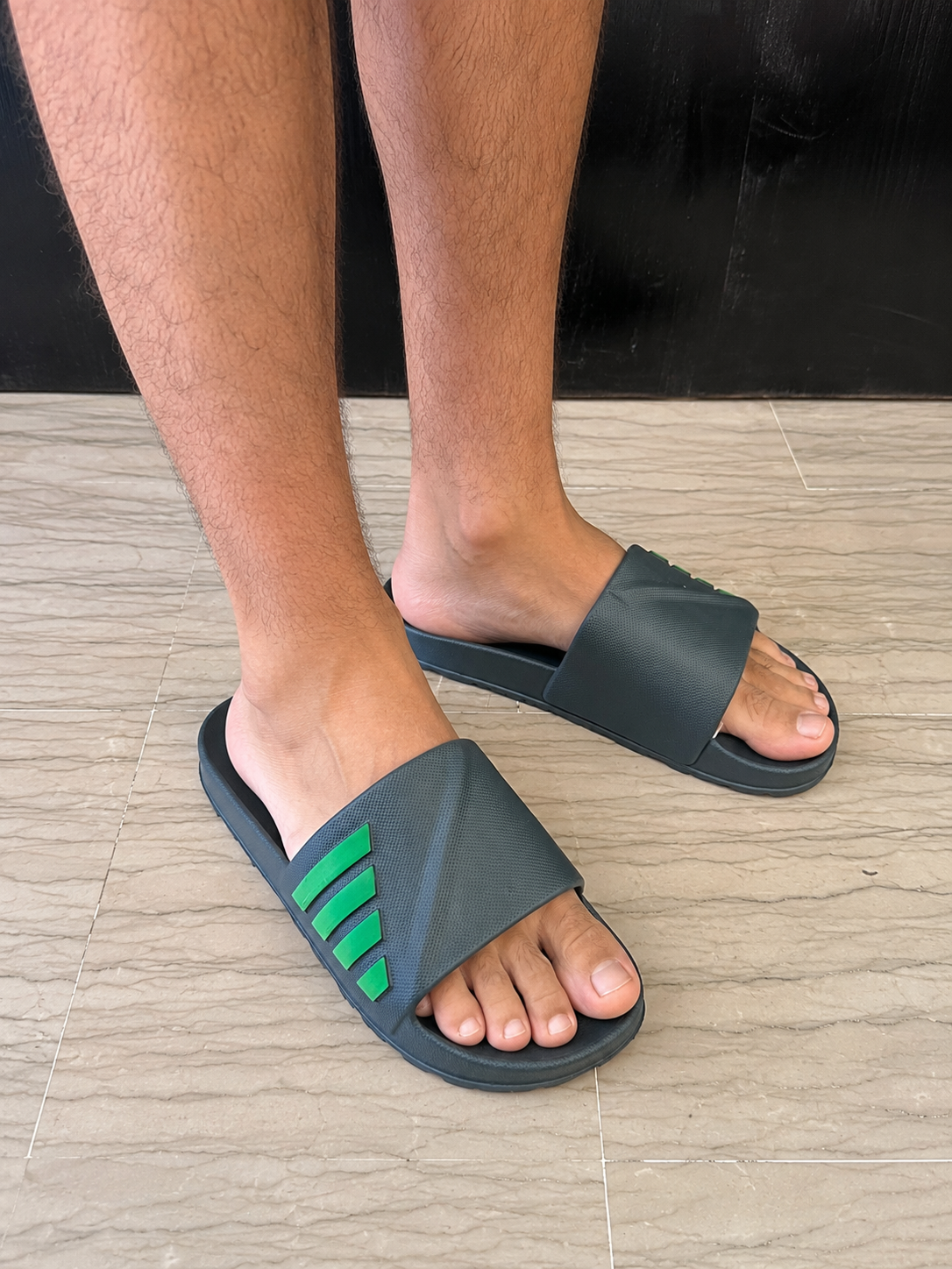 Ciabatta Uomo HOTSAND Verde Militare in Gomma con Fascia e Dettaglio Verde