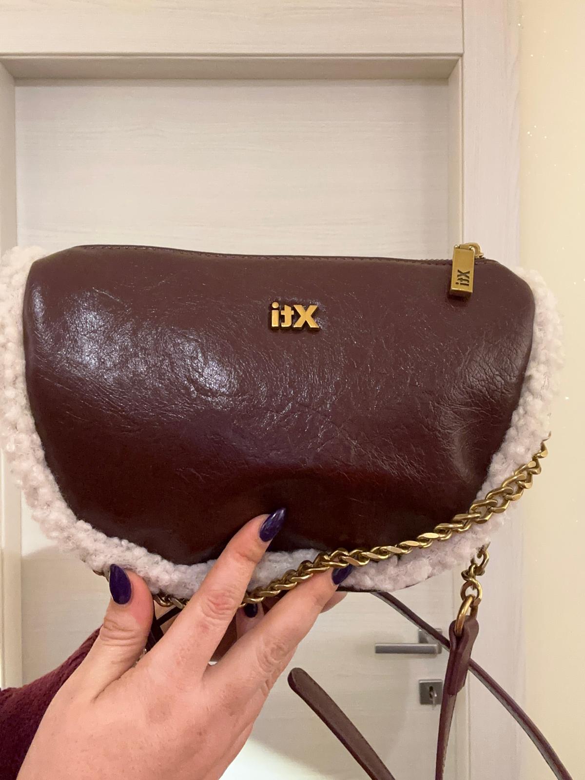 BORSA XTI A MEZZALUNA BORDEAUX CON BORDI ECOPELLICCIA