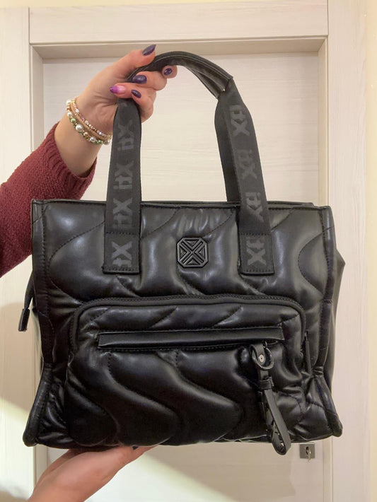 BORSA XTI NERA AMPIA TRAPUNTATA