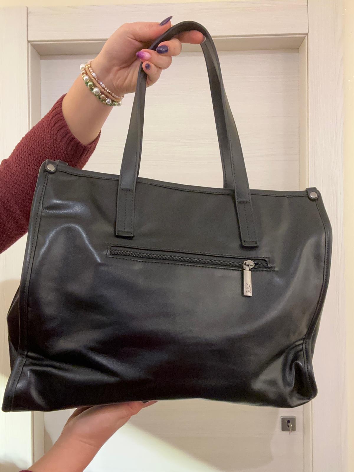 BORSA XTI NERA TRAPUNTATA AMPIA