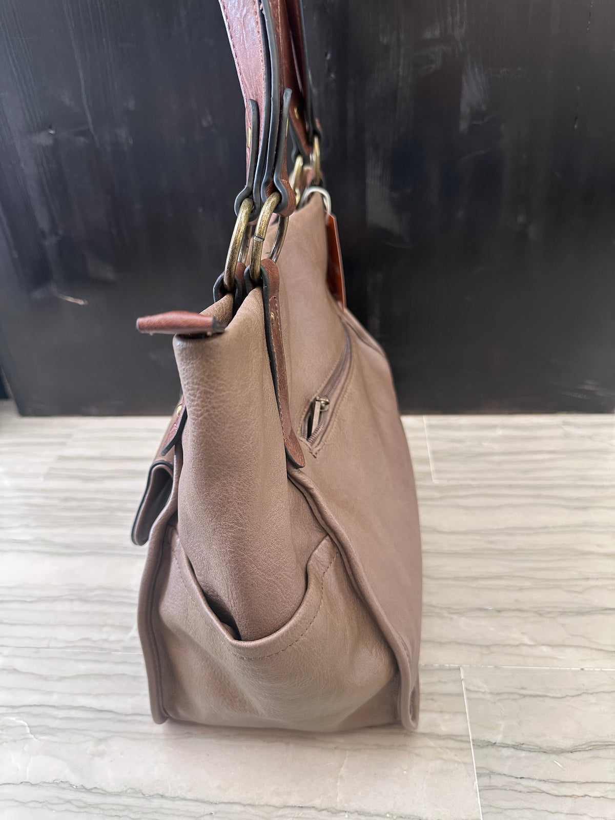 Borsa Donna Grande Taupe Refresh con Dettagli Borchie