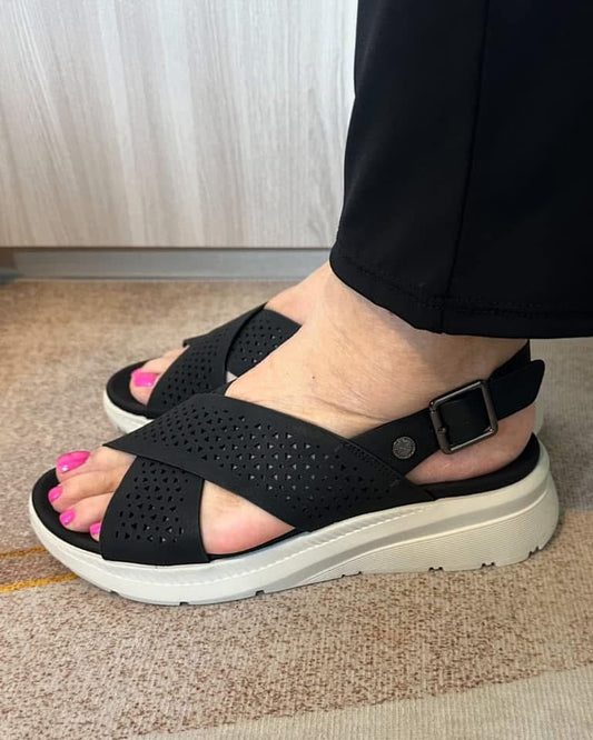 SANDALO XTI DONNA LEGGERO E BASSO NERO