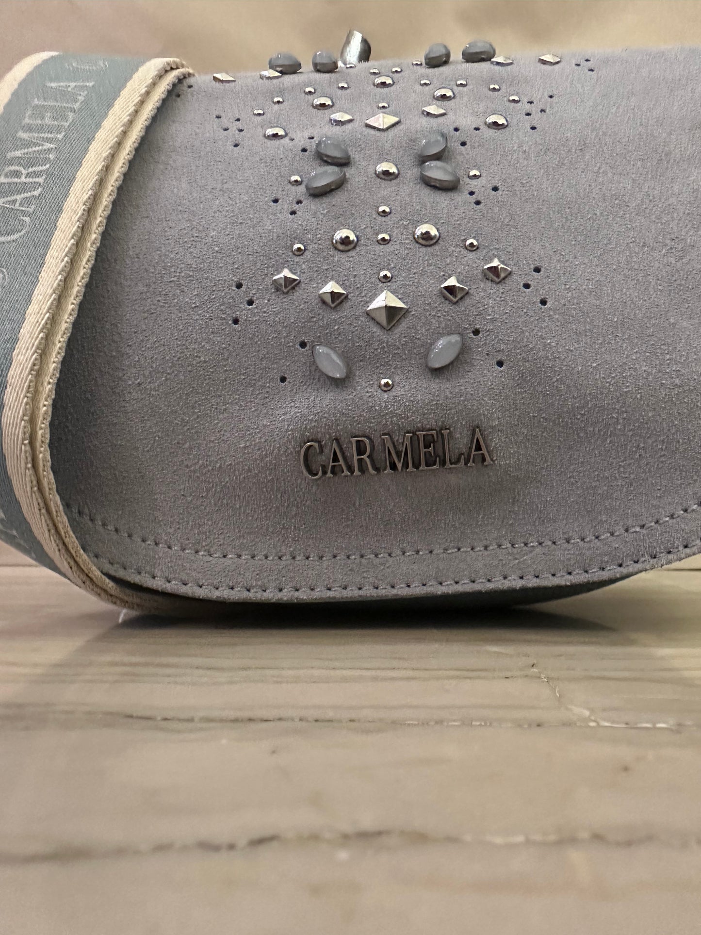 Borsa Carmela Celeste in Pelle – Tracolla Donna Elegante 23 cm