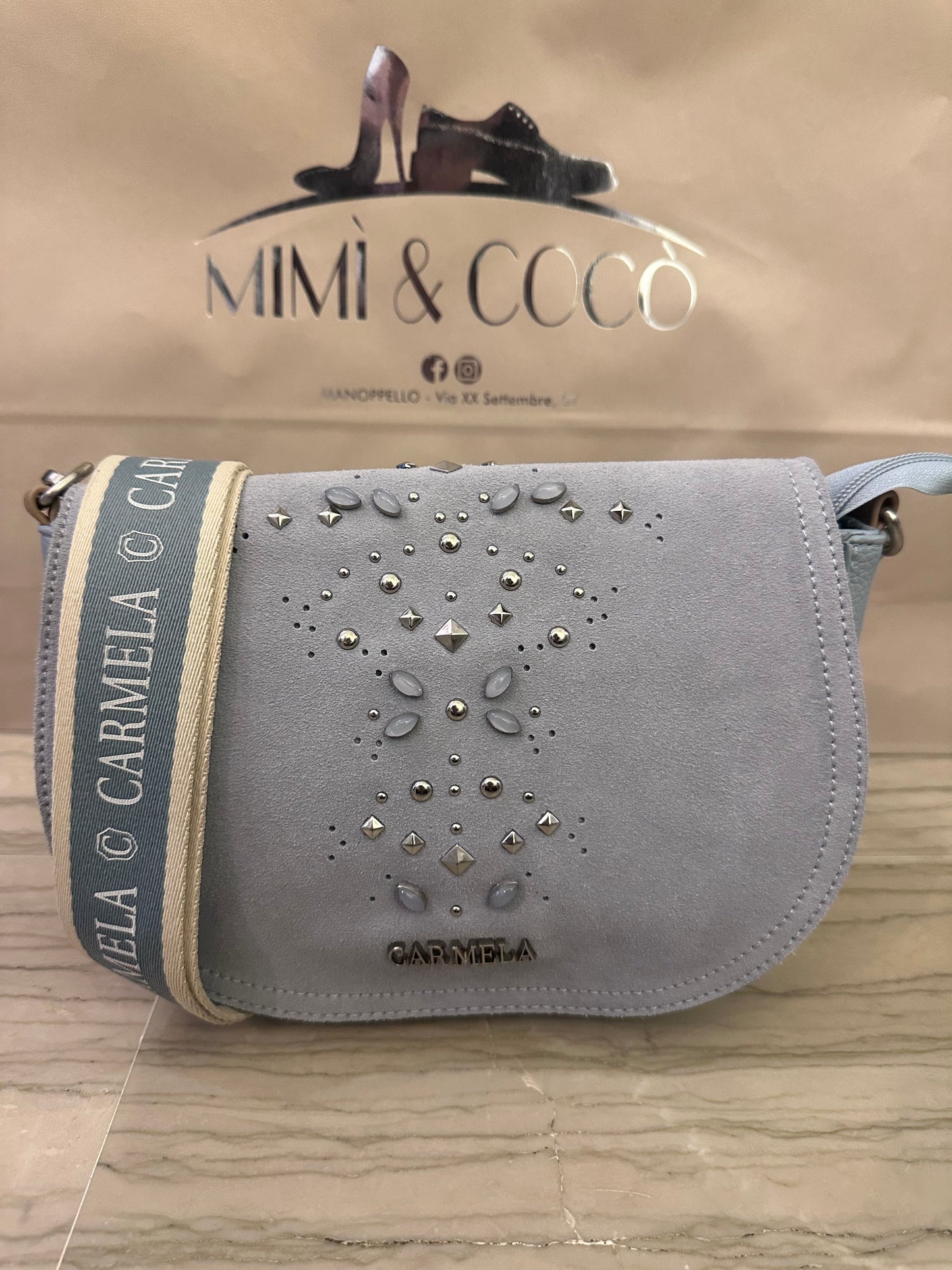 Borsa Carmela Celeste in Pelle – Tracolla Donna Elegante 23 cm