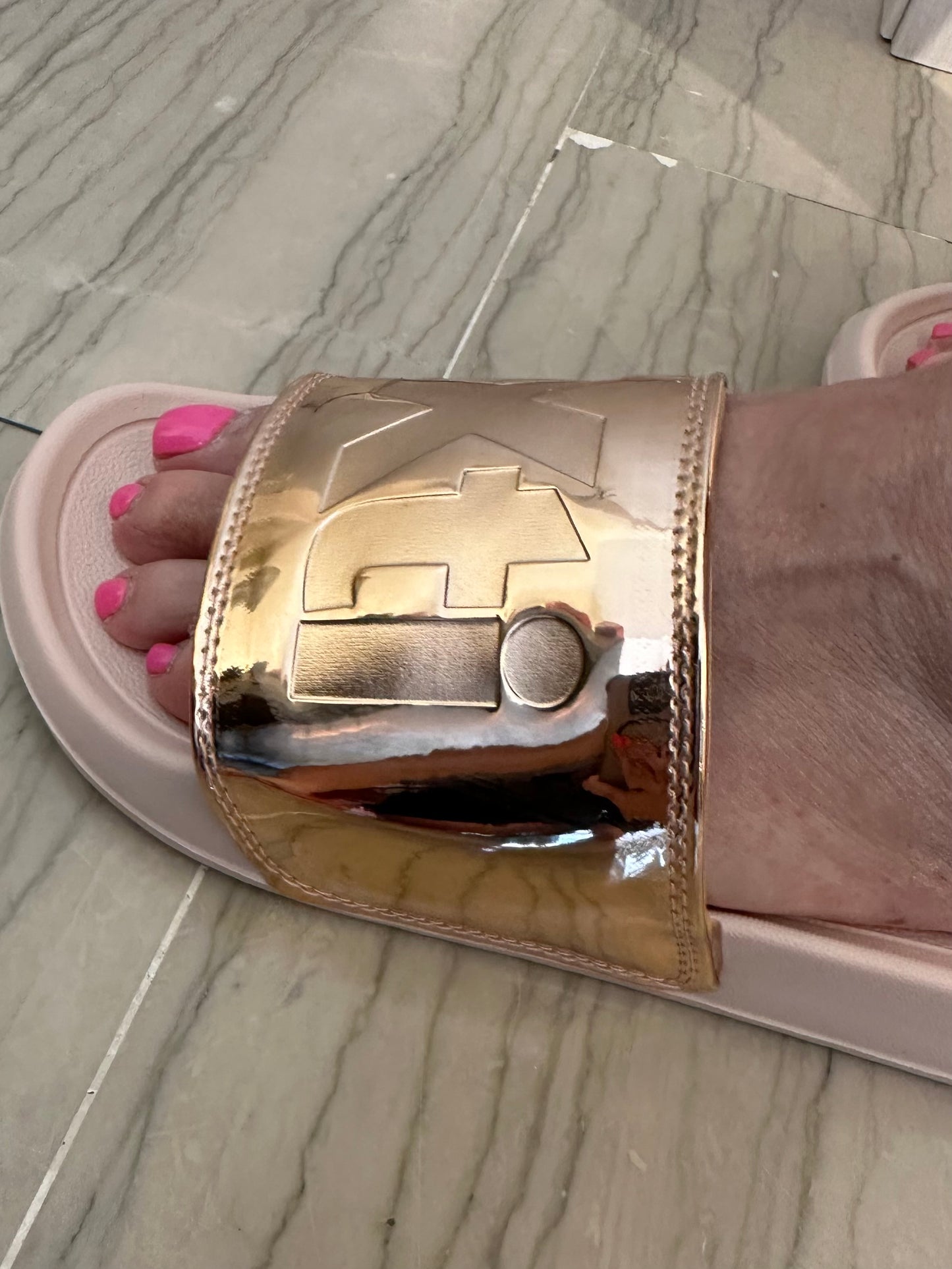CIABATTA XTI DONNA ORO ROSA IN GOMMA