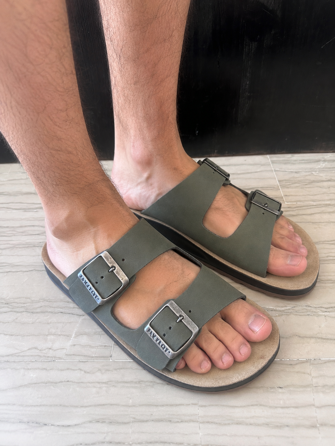 Ciabatta Uomo Fly Flot con Plantare Anatomico in Pelle Antishock – Comfort e Benessere Quotidiano