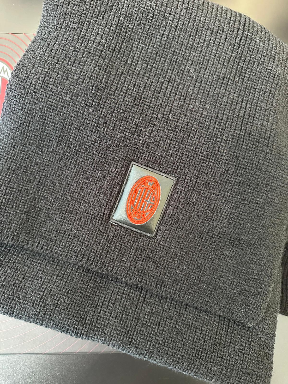 SET UOMO CAPPELLO + SCIARPA AC MILAN - PRODOTTO UFFICIALE