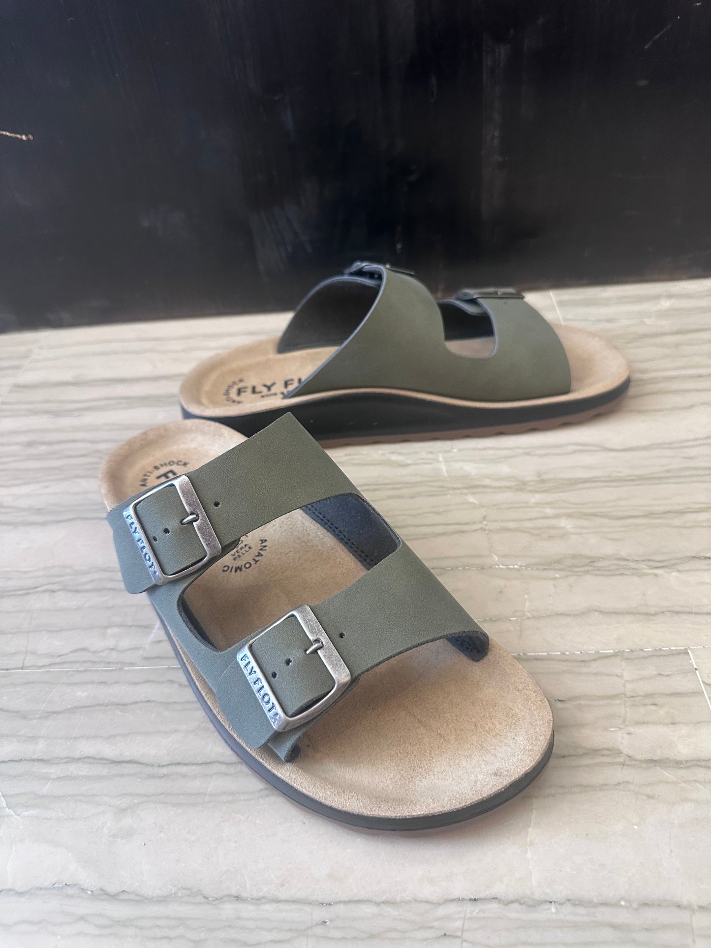 Ciabatta Uomo Fly Flot con Plantare Anatomico in Pelle Antishock – Comfort e Benessere Quotidiano