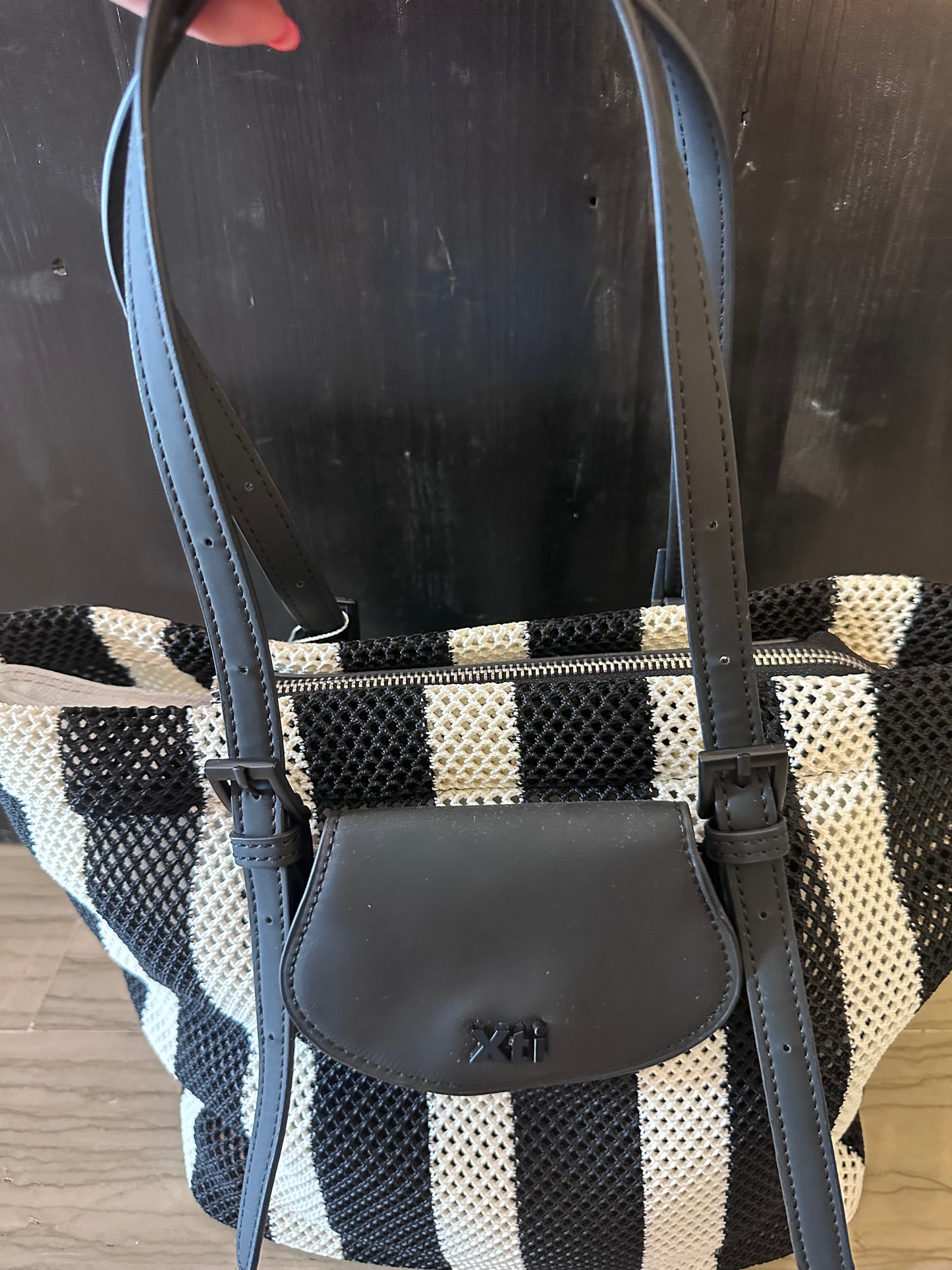 Borsa Xti Righe Bianco e Nero – Shopper Donna in Maglia con Pochette