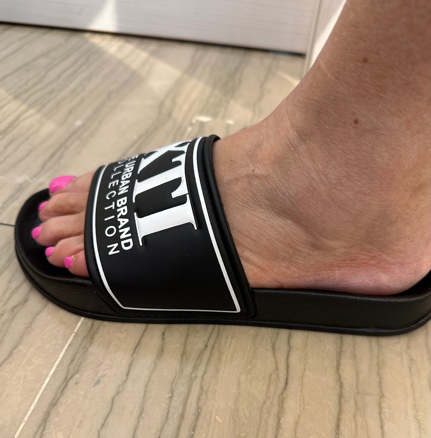 CIABATTA XTI UNISEX NERA E BIANCA