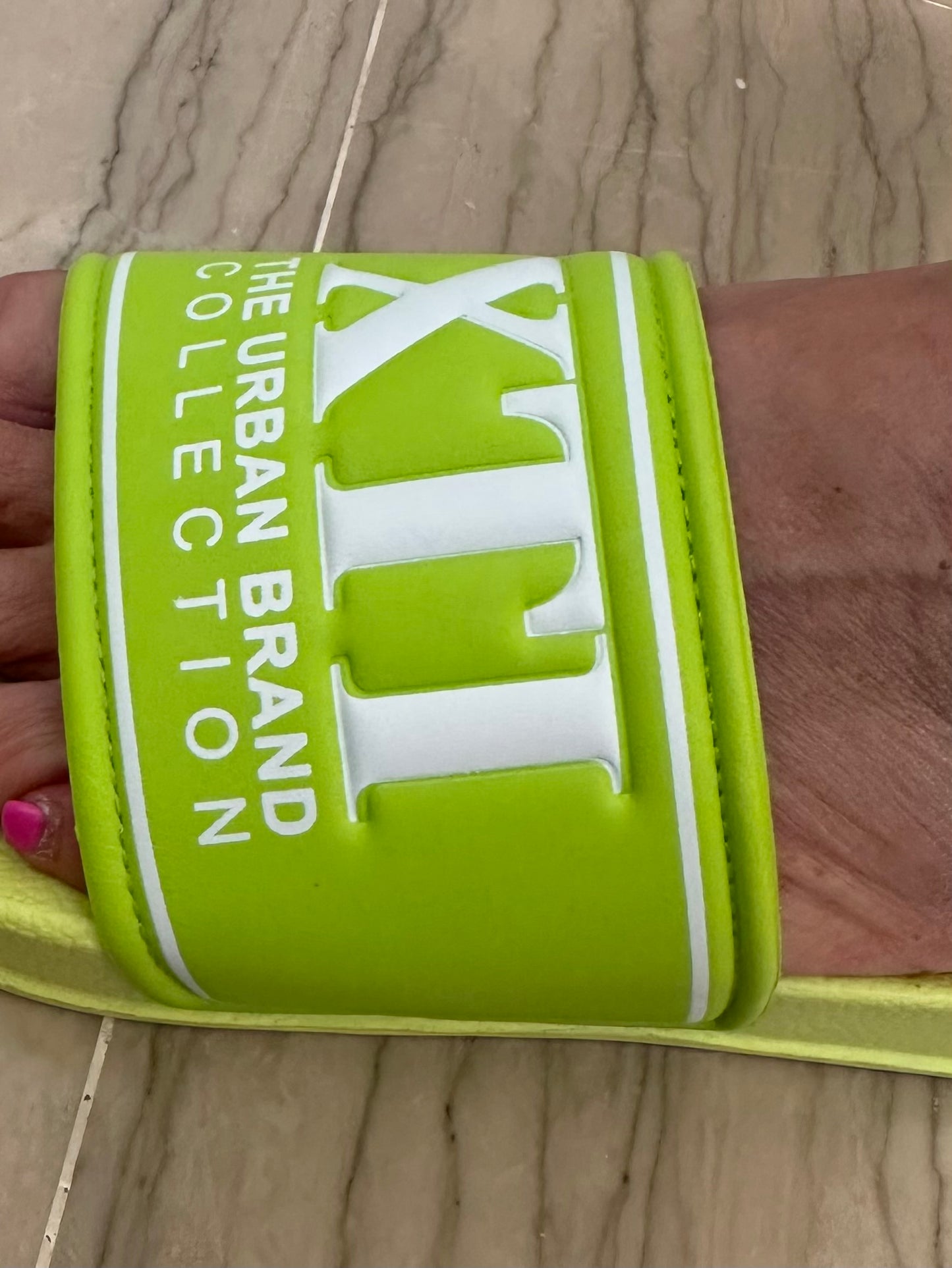 CIABATTA XTI UNISEX VERDE LIME IN GOMMA