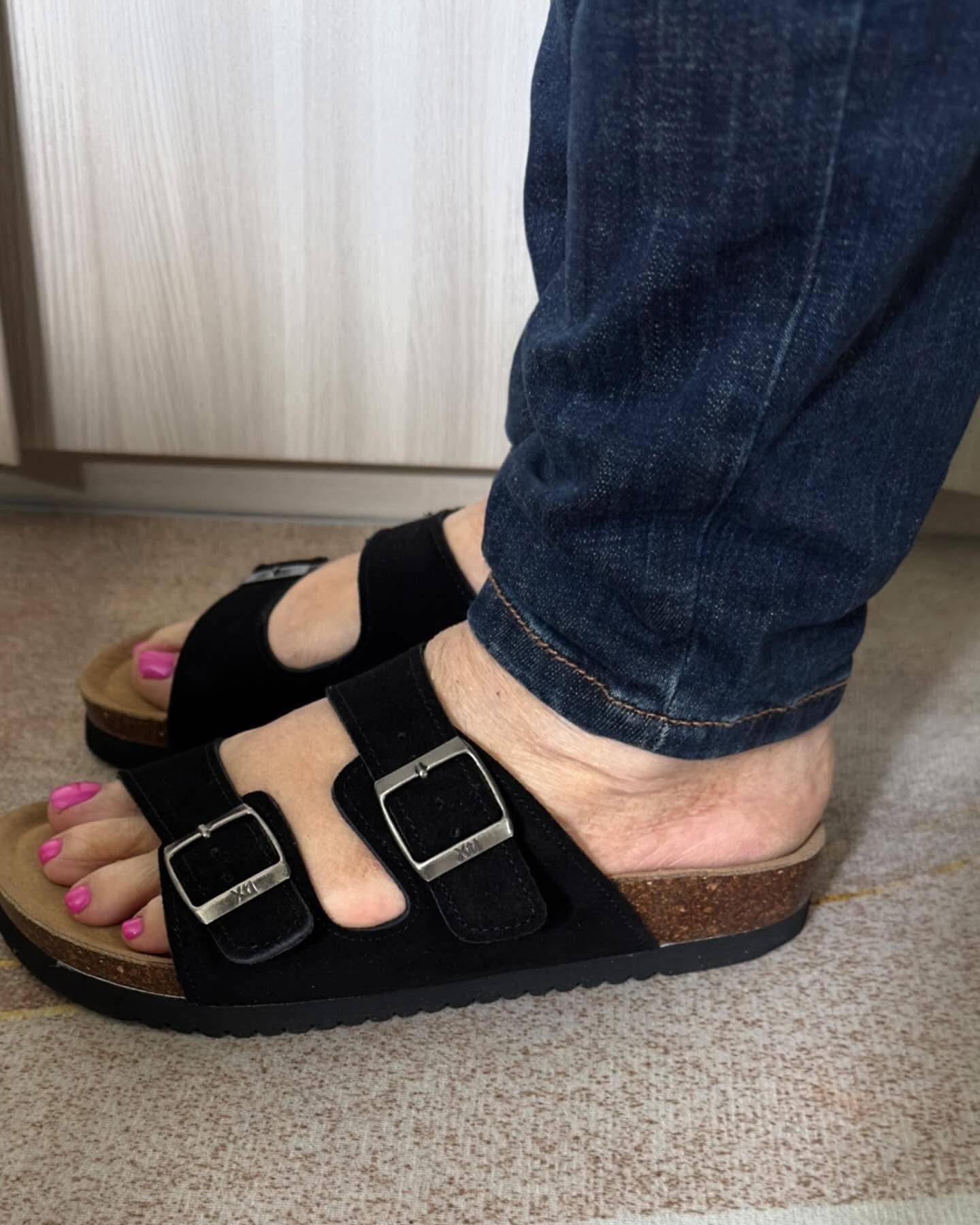 CIABATTA XTI DONNA IN PELLE NERO