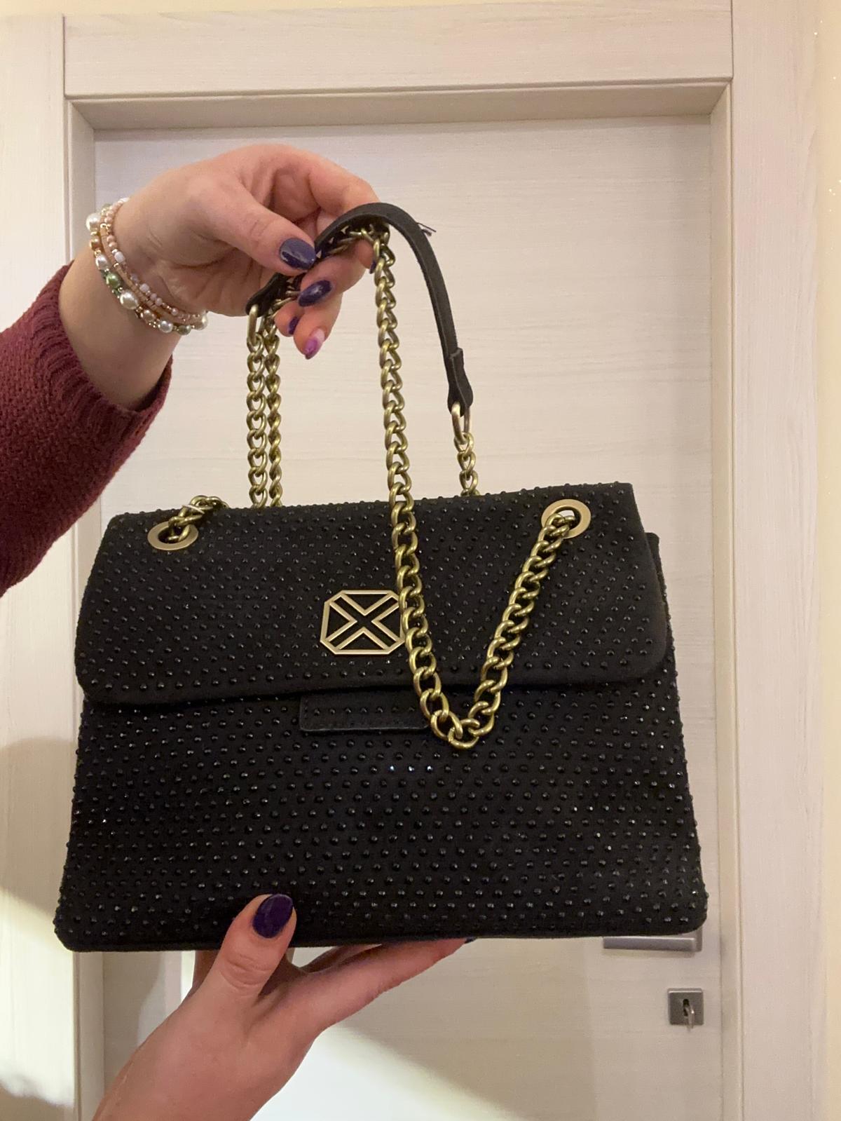 BORSA XTI A TRACOLLA O SPALLA NERA CON STRASS E CATENA ORO