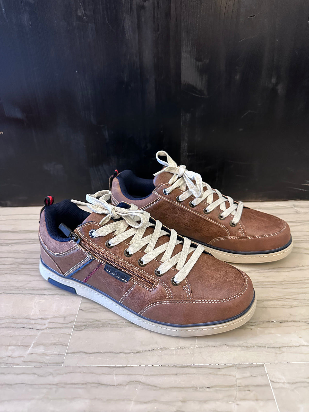 Sneaker Uomo Refresh Camel con Lacci e Zip Laterale – Casual Sportiva