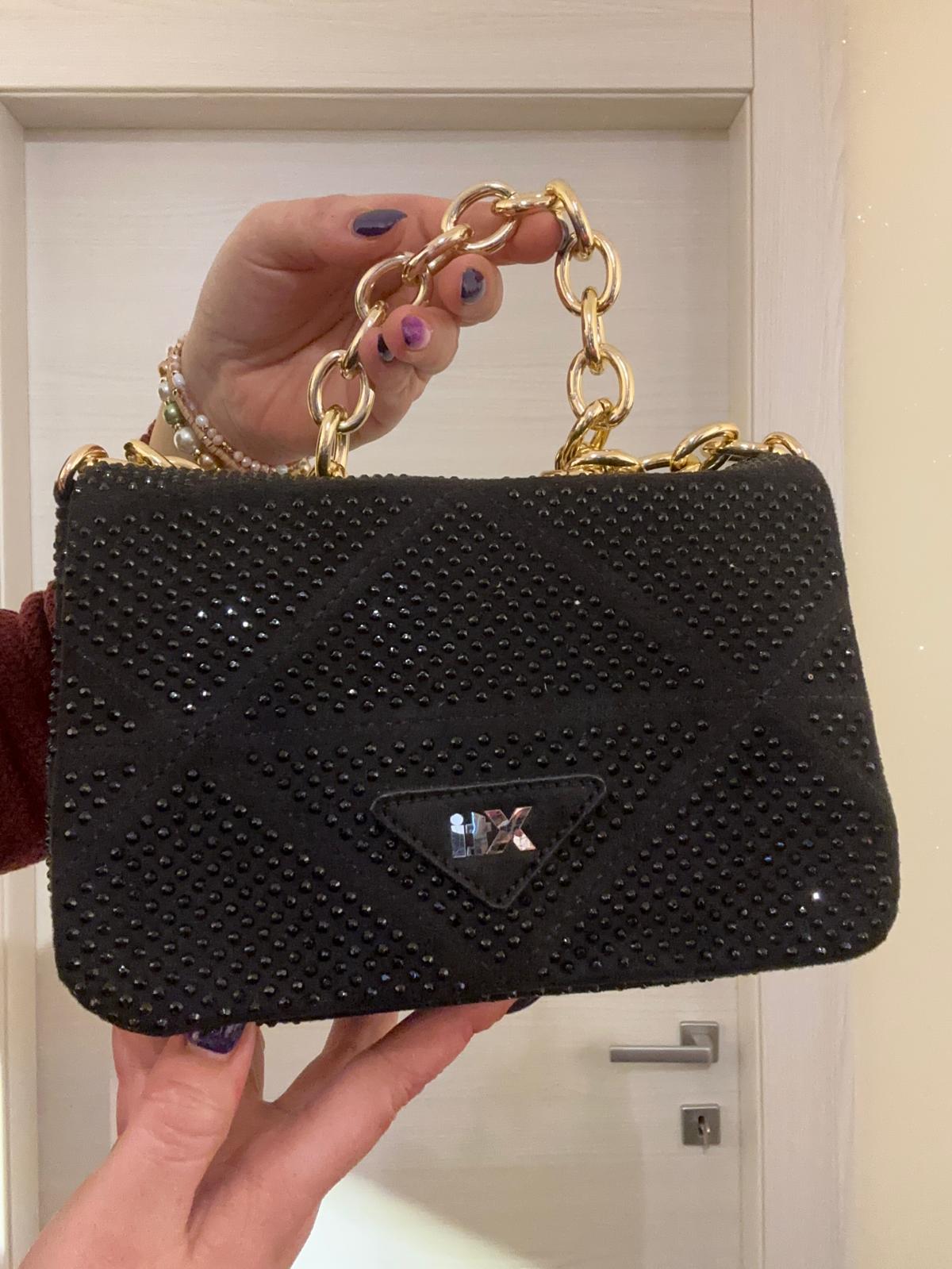 BORSA XTI COMPATTA NERA CON STRASS E CATENA ORO