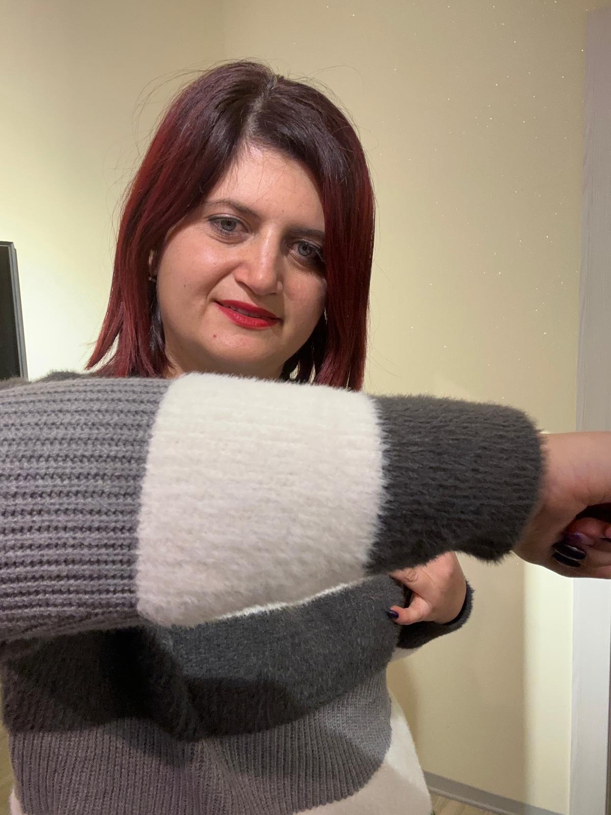 MAGLIA DONNA IN VISCOSA A FASCE BIANCA E GRIGIA