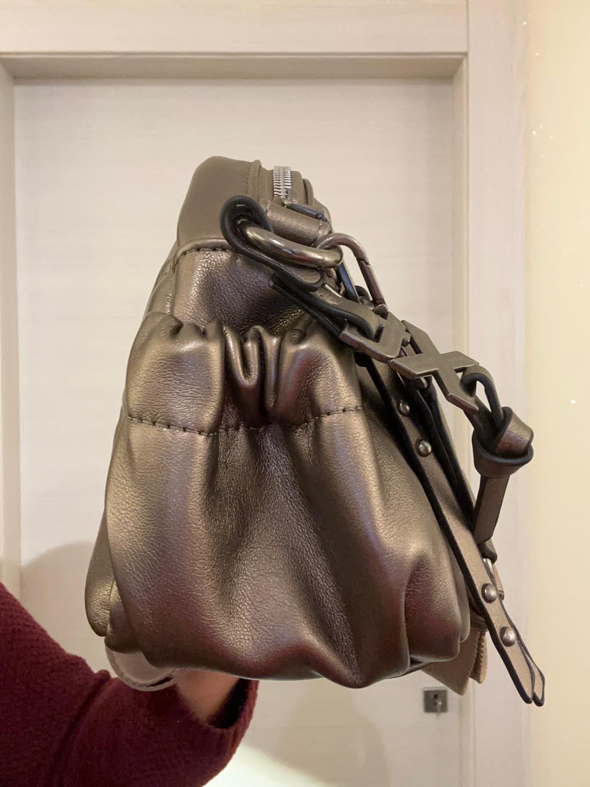 BORSA XTI A TRACOLLA BRONZO