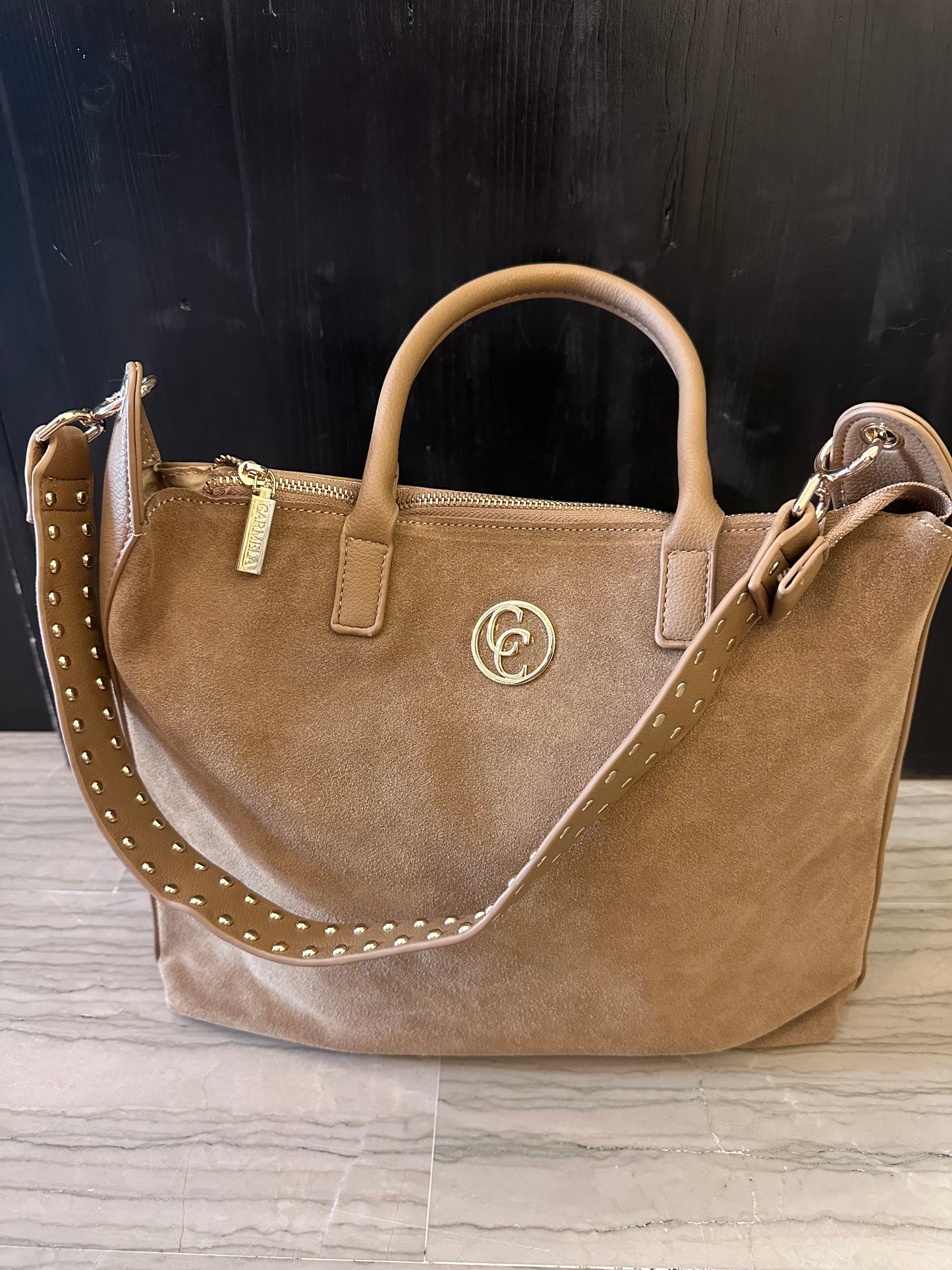 Borsa Donna Carmela in Pelle Camel – A Mano e a Spalla
