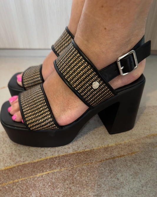 SANDALO XTI DONNA LEGGERO TACCO ALTO NERO E TAUPE