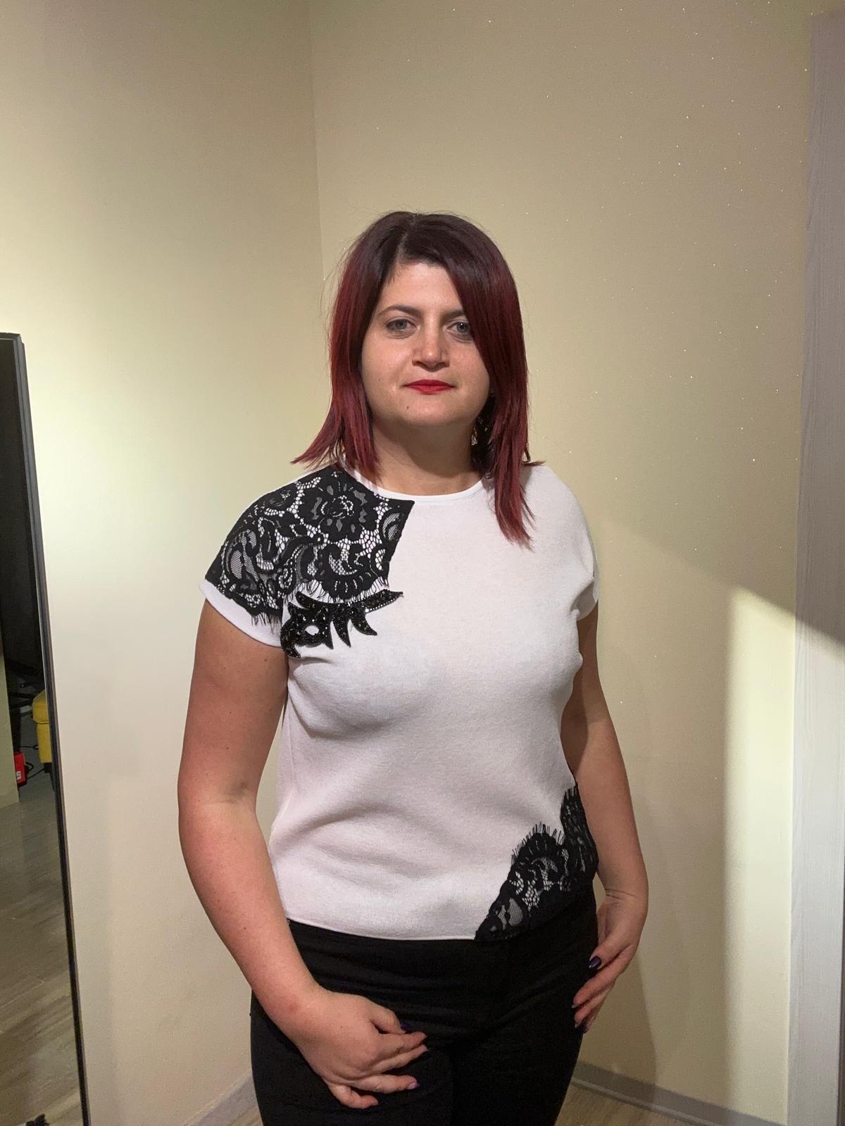 T-SHIRT DONNA BIANCA CON PIZZO NERO A CONTRASTO