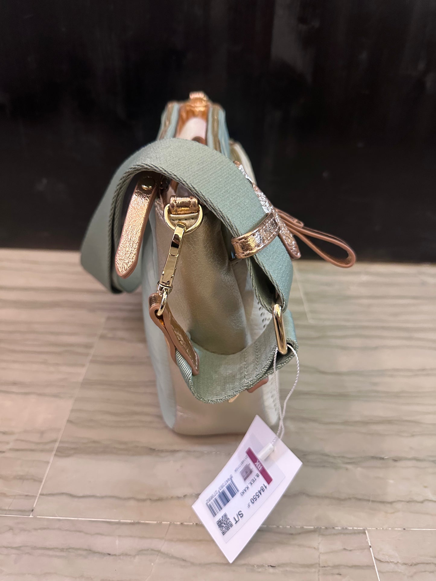 Tracollina Beige Verde e Rosa Xti Elegante con Dettagli Luminosi – Borsa Donna Fashion