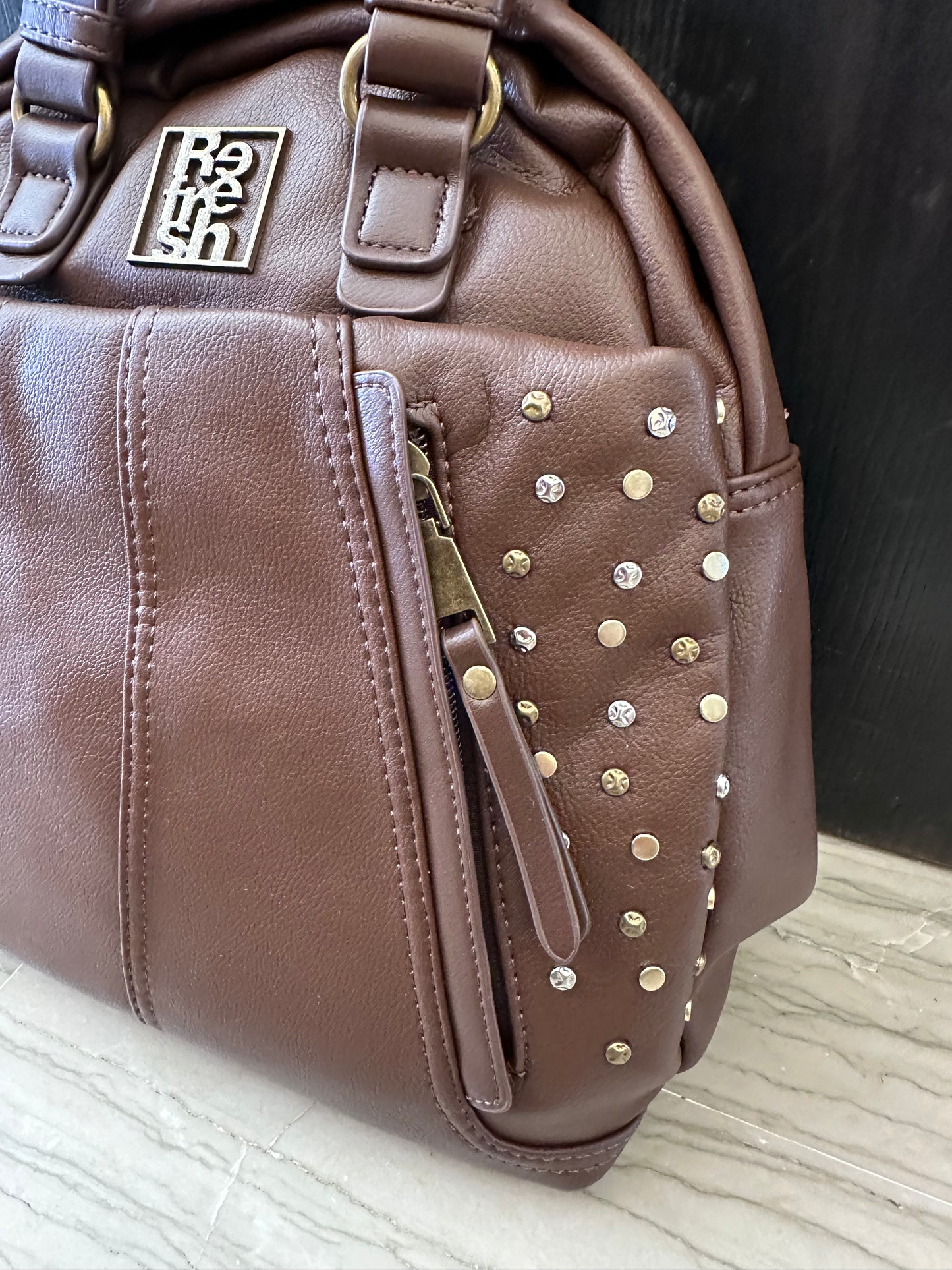 Zaino Donna Marrone con Borchie Refresh